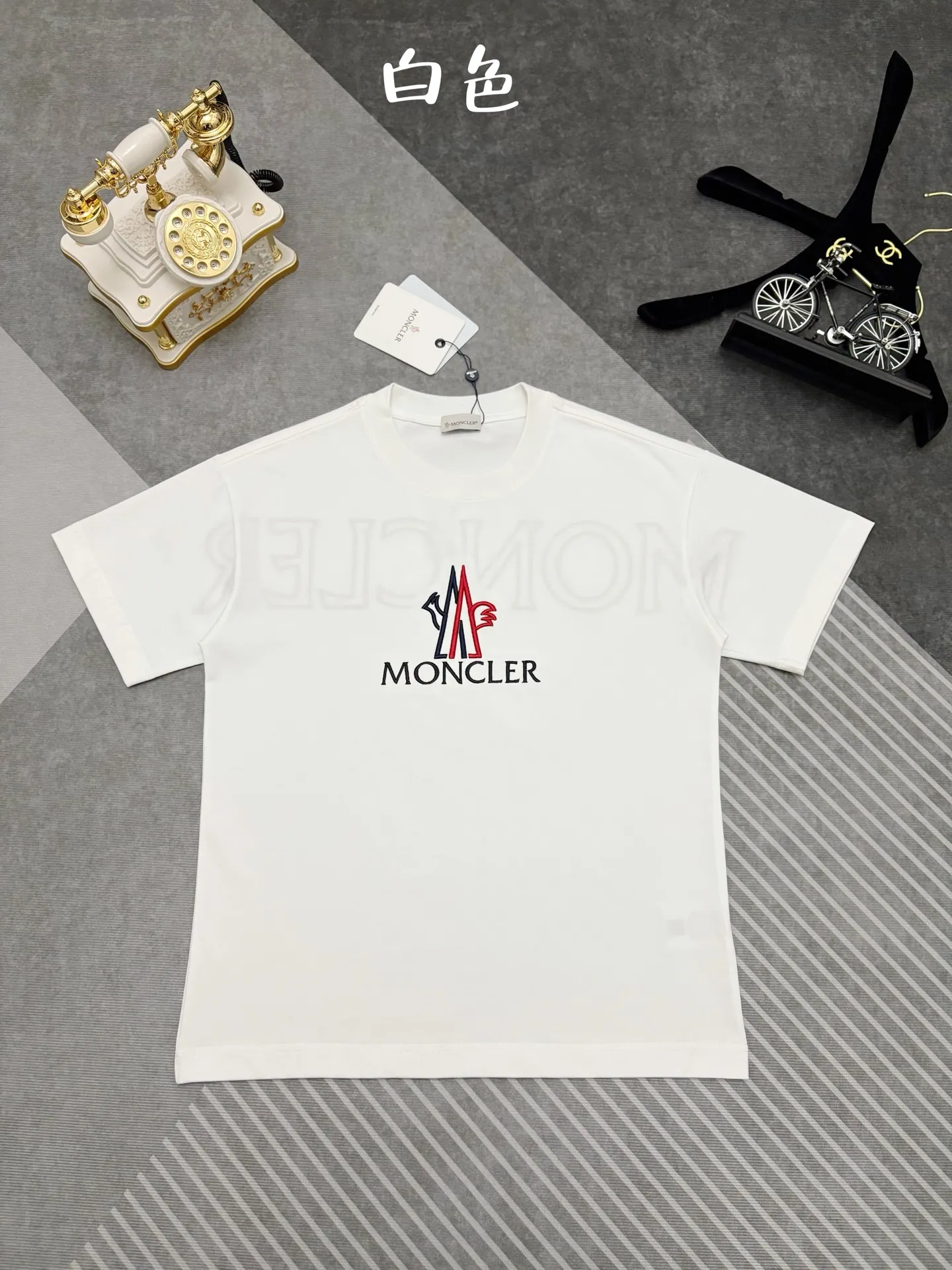 P135💰 MONCLER T 【 Moncler ， 】 New Arrival ， Premium Versatile ， Same Style MONCLER ， T ， ， ， ！ ， ， ， ， ， ， ， ！！ 300 ， ， 。 ， 。 ， ， ！！ Sizes：S、M、L、XL、XXL